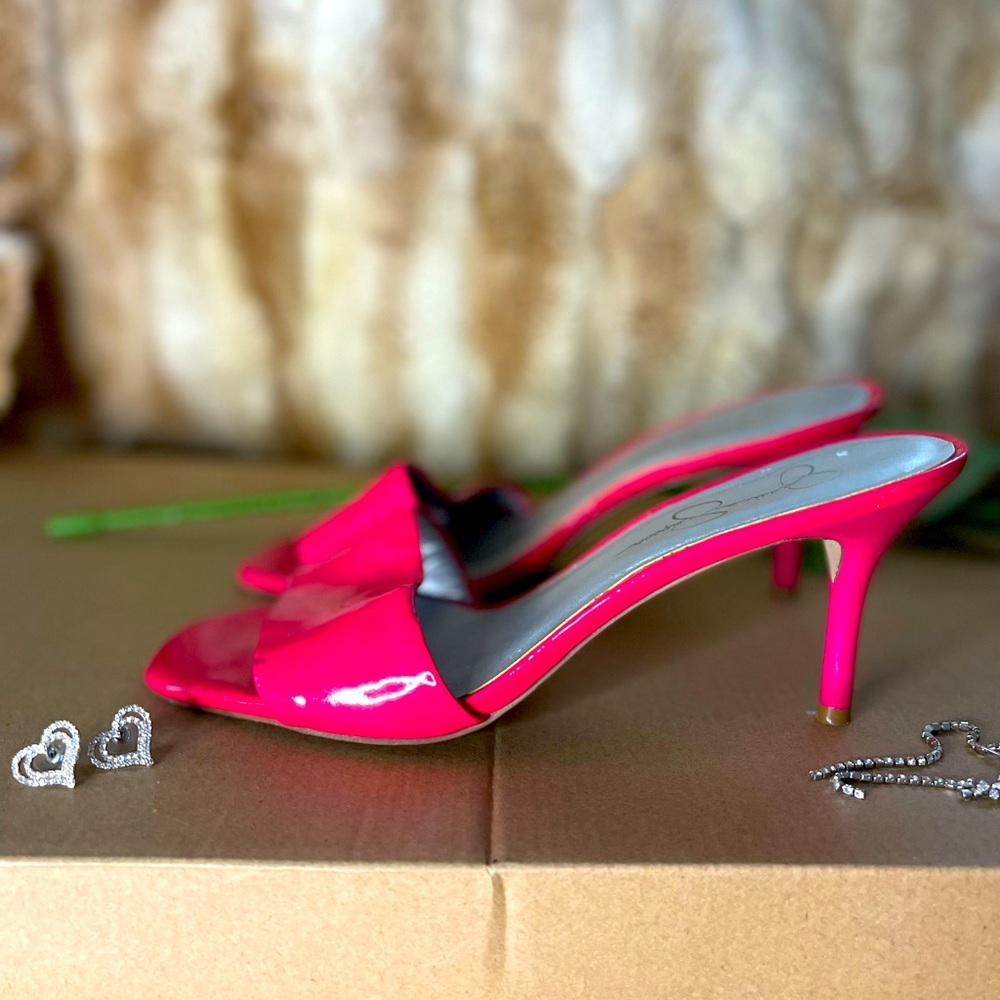 Pink heels